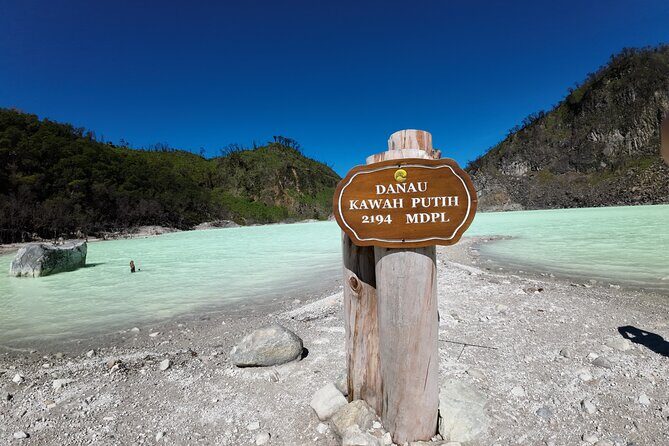 Bandung Volcano Sightseeing and Hot Spring Private Tour - Exploring Bandung’s Volcanoes and Hot Springs: A Practical Guide