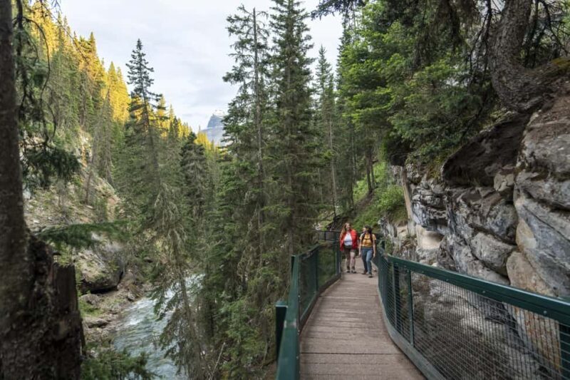 Banff 2-day: Lake Louise, Moraine Lake, Johnston Canyon tour - The Sum Up: Why choose this tour?
