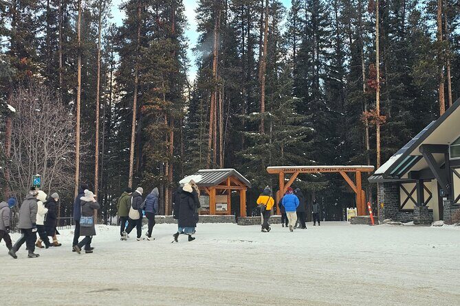 Banff and Yoho Winter Wonderland Private Tour - FAQ