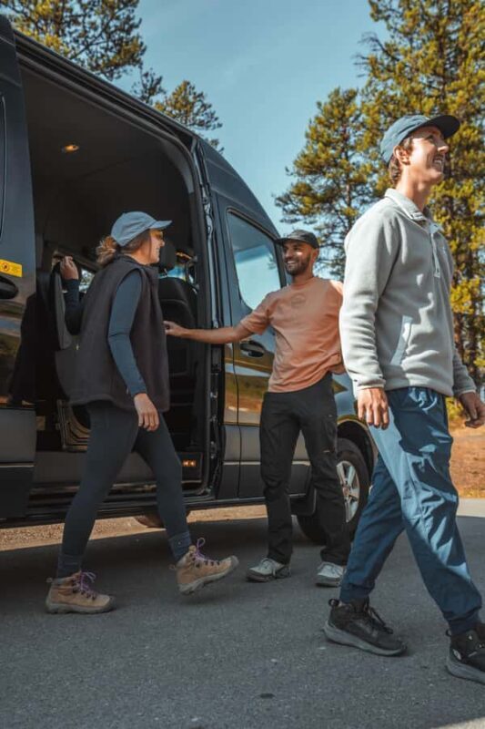 Banff/Camore: Lake Louise & Moraine Lake Private Tour - FAQ