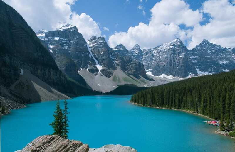 Banff/Canmore/Calgary: Moraine Lake and Lake Louise Guided - Cost and Value