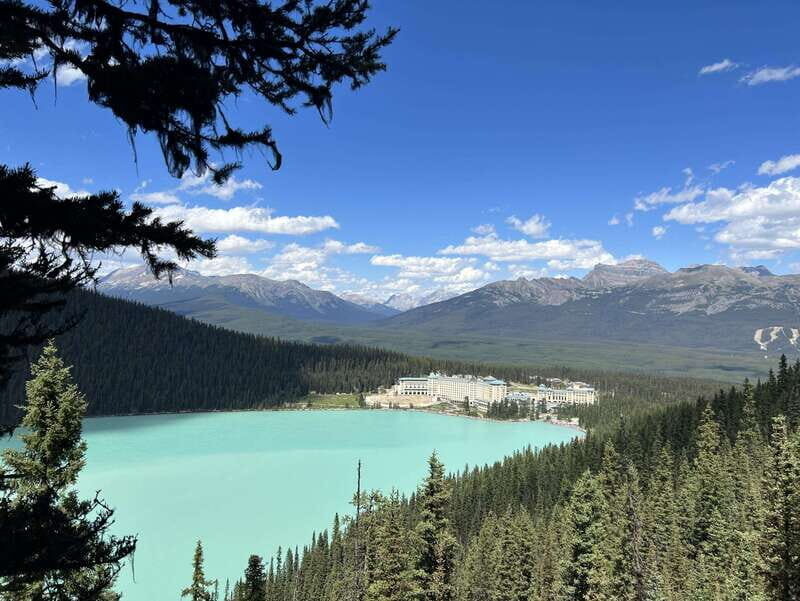 Banff : Day Tour : Lake Louise, Moraine Lake and Peyto Lake - Frequently Asked Questions