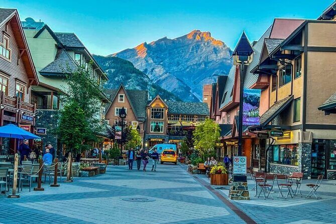 Banff: Gondola, Hot Spring and Three Lakes Tour - Transportation and Group Size