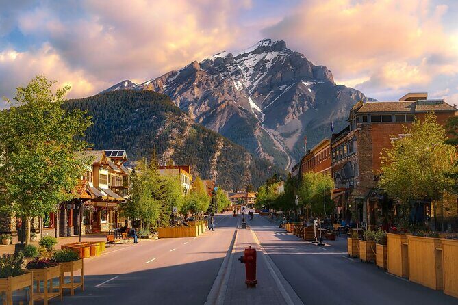 Banff Gondola Upper Hot Springs & Top 3 Lakes Tour from Calgary - FAQ