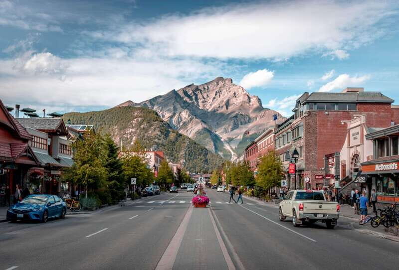 Banff: In-Depth Banff Area & Canyon Day Tour - Authentic Experiences from Fellow Travelers