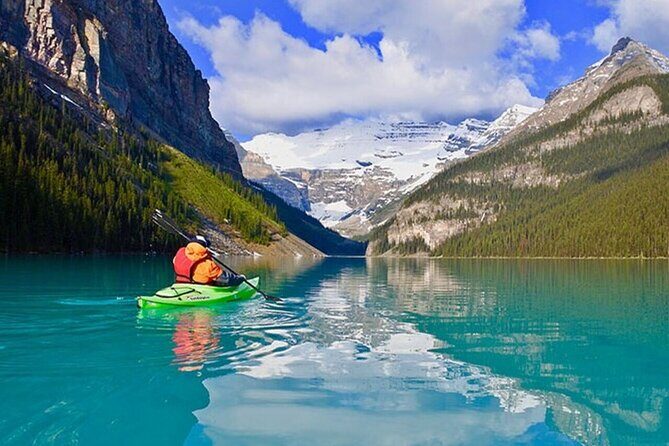Banff: Lake Louise and Moraine Lake Tour with Pickup & Drop - Why We Like This Tour