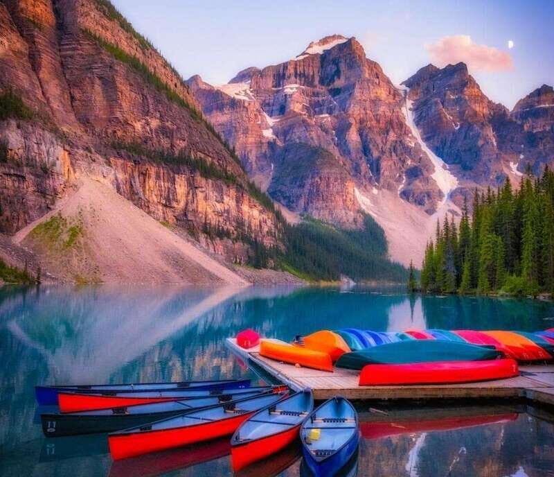 Banff: Lake Louise, Moraine, Emerald & Johnston Canyon Tour - An In-Depth Look at the Banff Day Tour