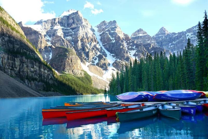 Banff: Lake Louise,Moraine, Minnewanka, Emerald Lake & Banff - Discover the Canadian Rockies in One Day: Banff, Lake Louise, Moraine, Minnewanka, Emerald Lake & Banff