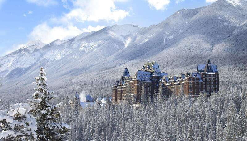 Banff Private Full-Day Tour Lake Louise, Gondola & more - Exploring Banff with a Personal Touch