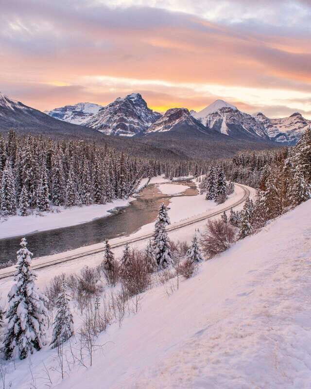Banff Private Full-Day Tour Lake Louise, Gondola & more - Analyzing the Cost and Value