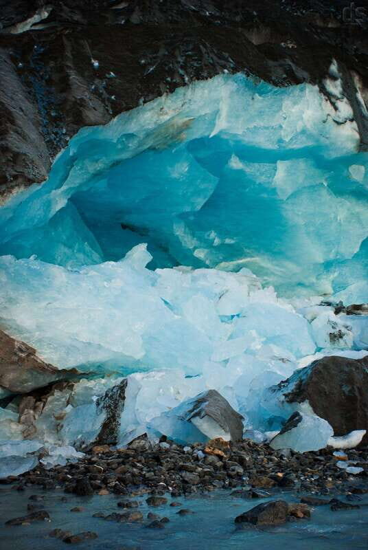 Banff: WILD ICE Winter Adventure - Ice Cleat Included - Who Is This Tour For?