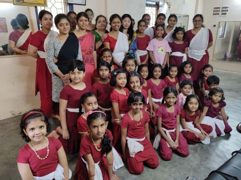 Bangalore: Bharatanaytam Indian Classical Dance Experience - The Class Environment and Group Size