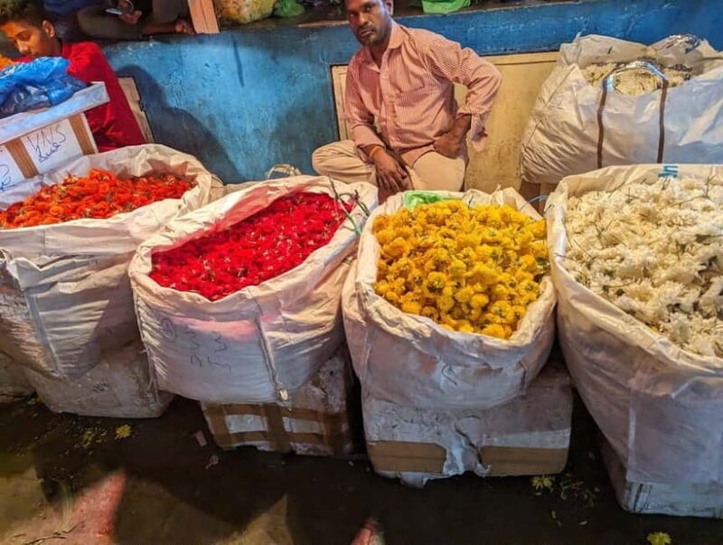 Bangalore: Palace, Temples, Fort & Markets Walking Tour - What to Expect and Practical Tips