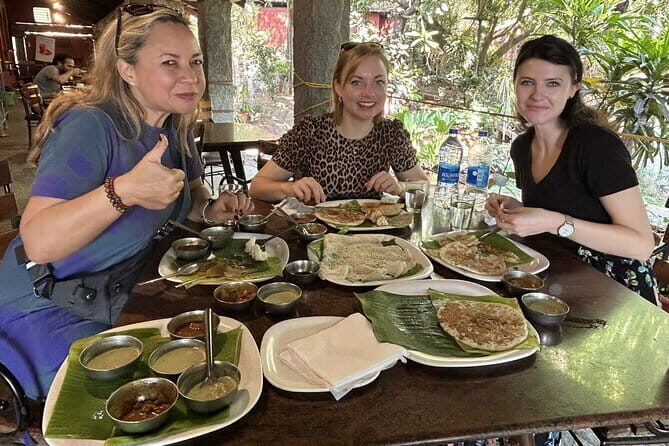 Bangalore Street Food + Lalbagh Garden Walking Tour - Exploring Bangalore: A Blend of Nature and Culinary Delights