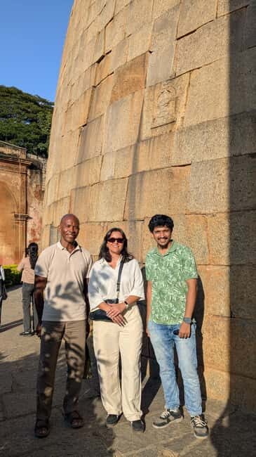 Bangalore Walking Tour KR Flower Market,Fort,Tippu palace - Starting Point: Tipu Sultan’s Summer Palace