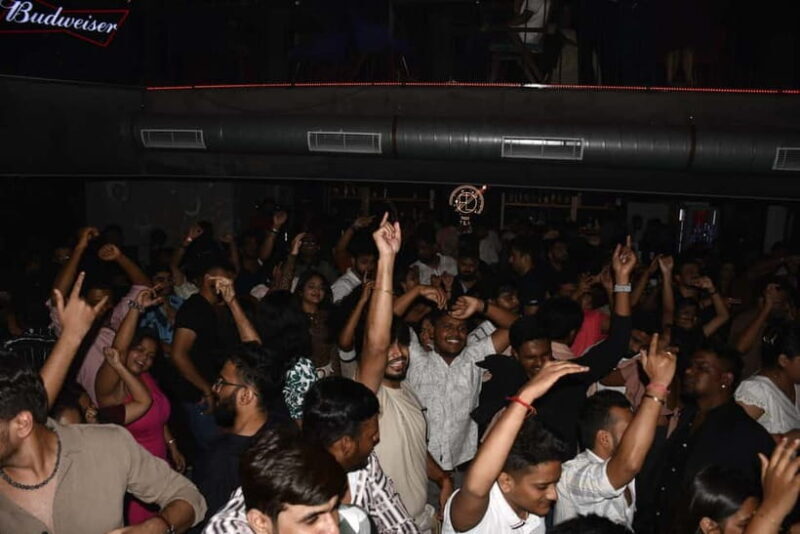 Bangalore:The Original bengaluru pub crawl - The Itinerary: What to Expect on the Night