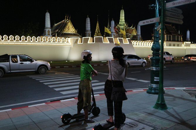 Bangkok at Night by Electric Scooter - Who Will Love This Tour?