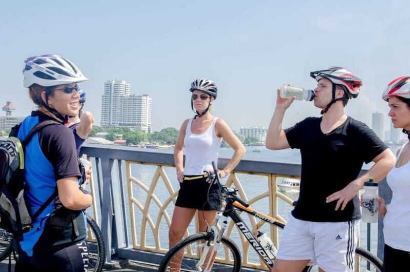 Bangkok: Backstreets and Historic Temples Bike Tour - Frequently Asked Questions