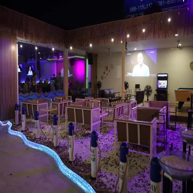 Bangkok: BAY Beach Bar & Cafe F&B Packages - Who will love this experience?