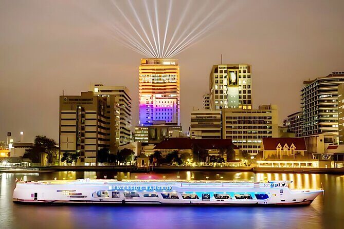 Bangkok Carnival Dinner Cruise with Free-flow Beer and Buffet - A fun-filled evening on the Chao Phraya River
