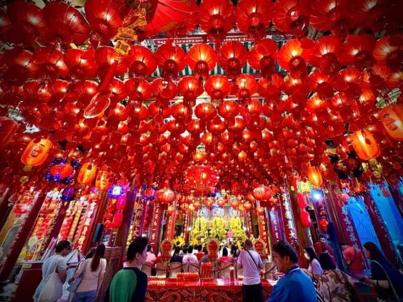 Bangkok: Chinatown & Taladnoi Street Art Guided Walking Tour - In-Depth Review: Walking into Bangkok’s Hidden Corners