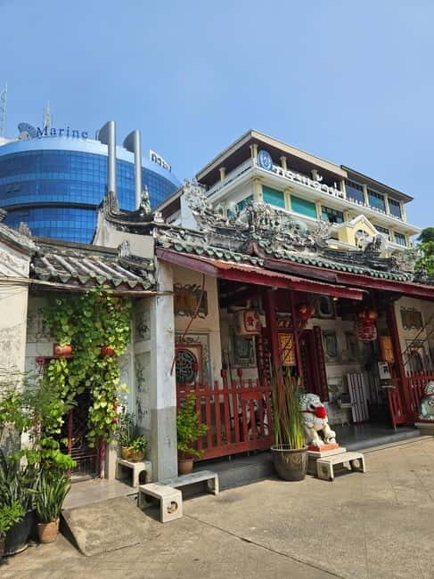 Bangkok: Chinatown Tour with Street Art, Sky Bar & Food - Michelin-Starred Street Food