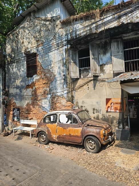 Bangkok: Chinatown Tour with Street Art, Sky Bar & Food - Nightlife and Live Music