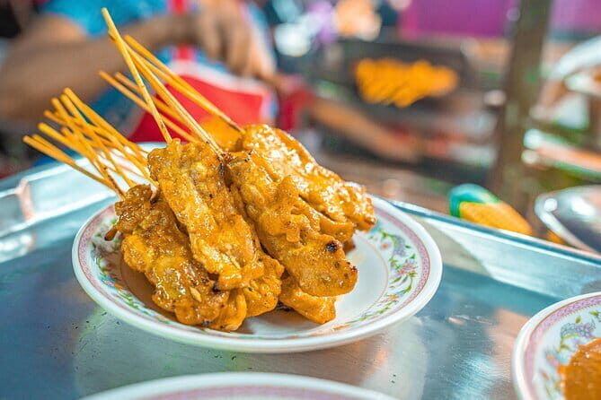 Bangkok Evening Food Tour by Tuktuk - What Makes This Tour Stand Out?