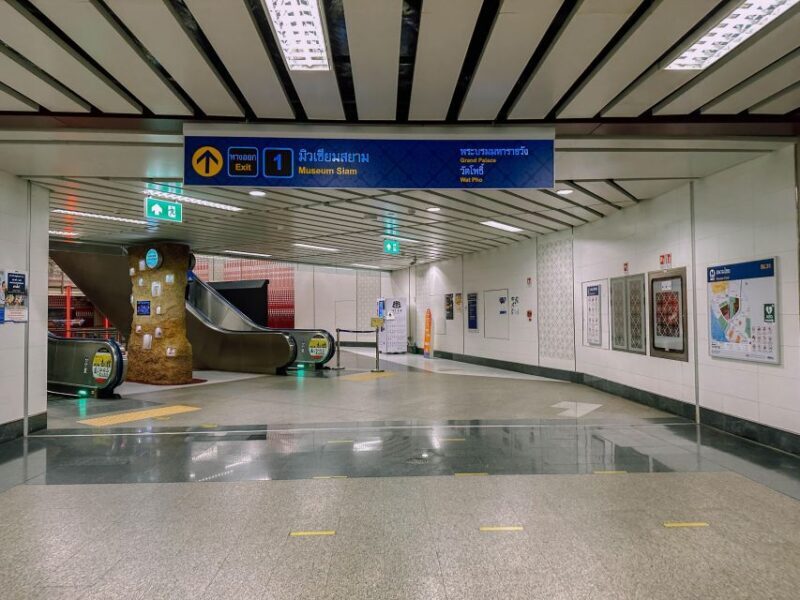 Bangkok: Grand Palace and Emerald Buddha Half-Day Tour - FAQs