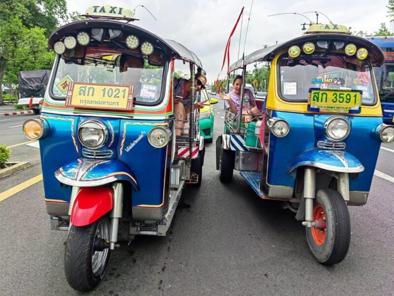 Bangkok: Guided Tour in a Typical Thai Tuk-Tuk - Detailed Breakdown of the Itinerary