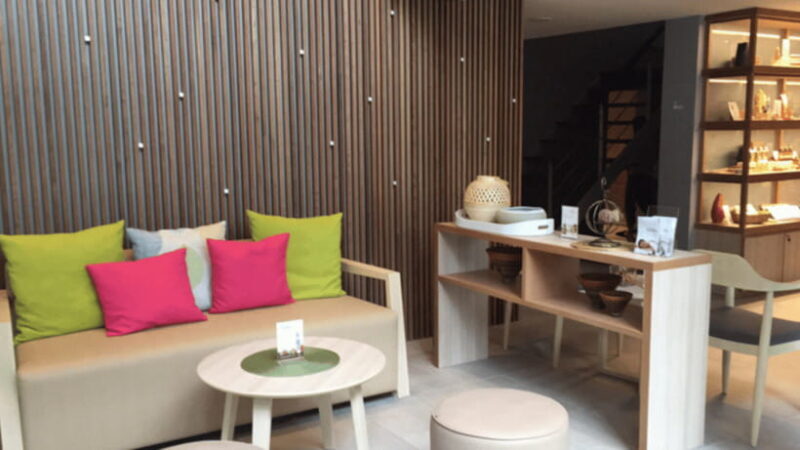 Bangkok: Let's Relax Spa Sukhumvit 31 Massage Voucher - Key Points