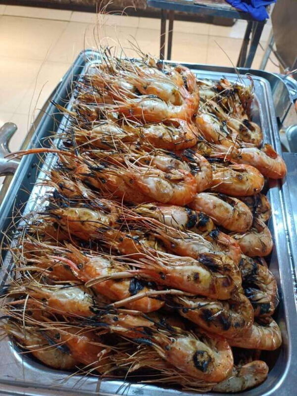 Bangkok: Luxury White Cruise with Buffet and Entertainment - Practical Details: Planning Your Cruise