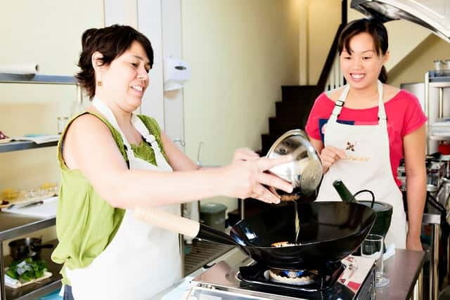 Bangkok: Maliwan Thai Cooking Class with Market Tour - Bangkok: Maliwan Thai Cooking Class with Market Tour