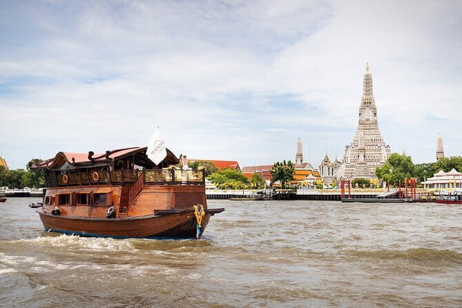 Bangkok Manohra Cruise Sunset Dining on Chao Phraya River - An In-Depth Look at the Experience