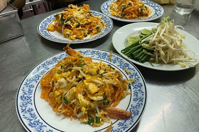 Bangkok: Michelin Street Eats by Tuk-Tuk Guided Food Tour - What to Expect from the Tour