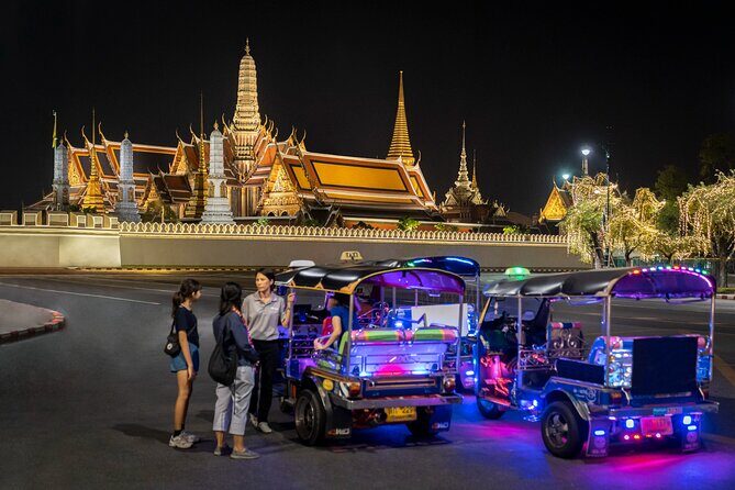 Bangkok: Michelin Street Eats by Tuk-Tuk Guided Food Tour - Who Will Love This Tour?