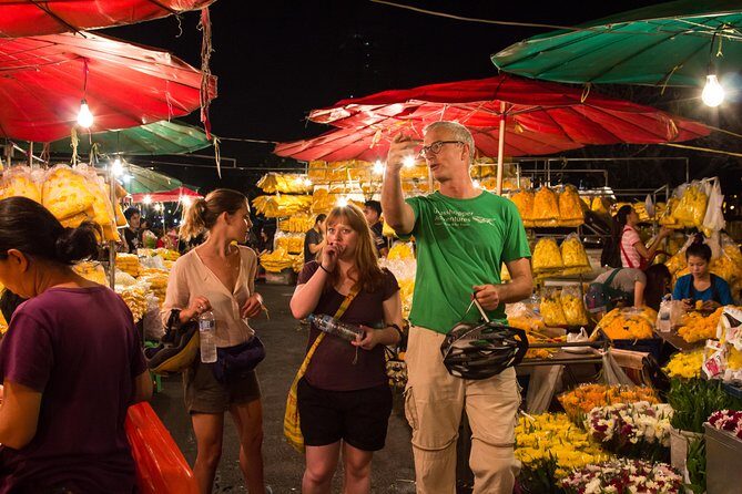 Bangkok: Night Bike Tour with Temples & Flower Market Visit - Who Is This Tour Best For?