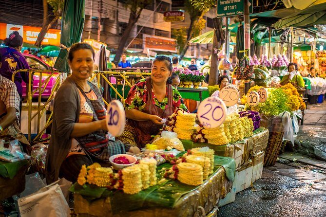 Bangkok: Night Bike Tour with Temples & Flower Market Visit - FAQ