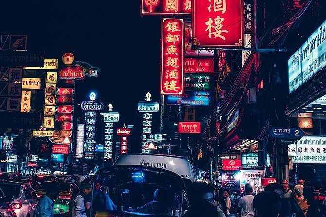 Bangkok Night Tour By TUK-TUK Visiting Wat Pho & Giant Swing (Private) - Who Is This Tour Best For?