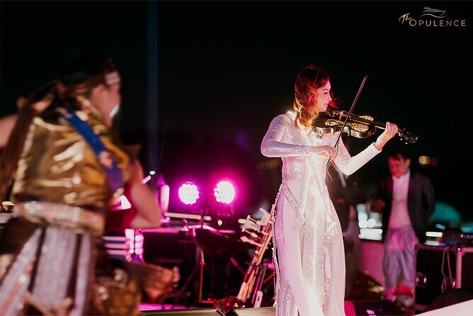 Bangkok Opulence Dinner Cruise Live Band - A Detailed Look at the Bangkok Opulence Dinner Cruise