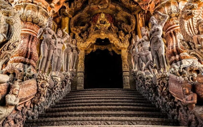 Bangkok: Pattaya Truth Sanctuary Guided Tour & Coral Island - Experience the Fusion of Culture and Beachside Relaxation in Pattaya