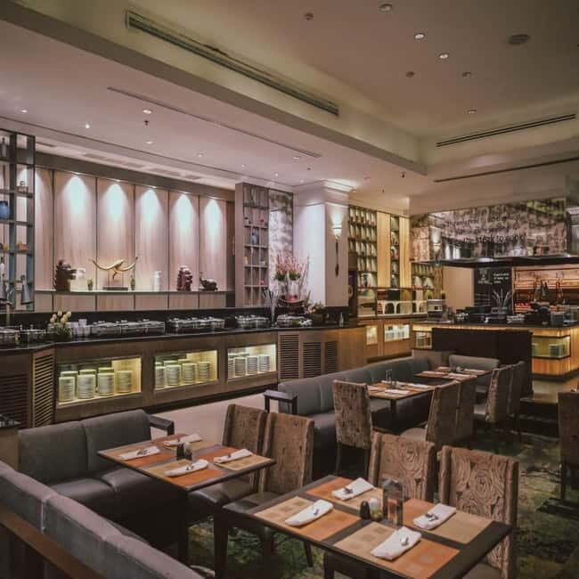 Bangkok: Public All Day Dining Grand Mercure Bangkok Atrium - A Detailed Look at What You Can Expect