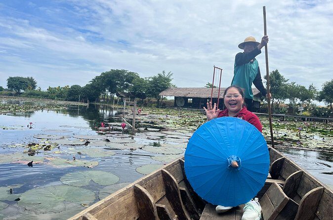 Bangkok: Red Lotus Pond & Thonburi Market - Frequently Asked Questions