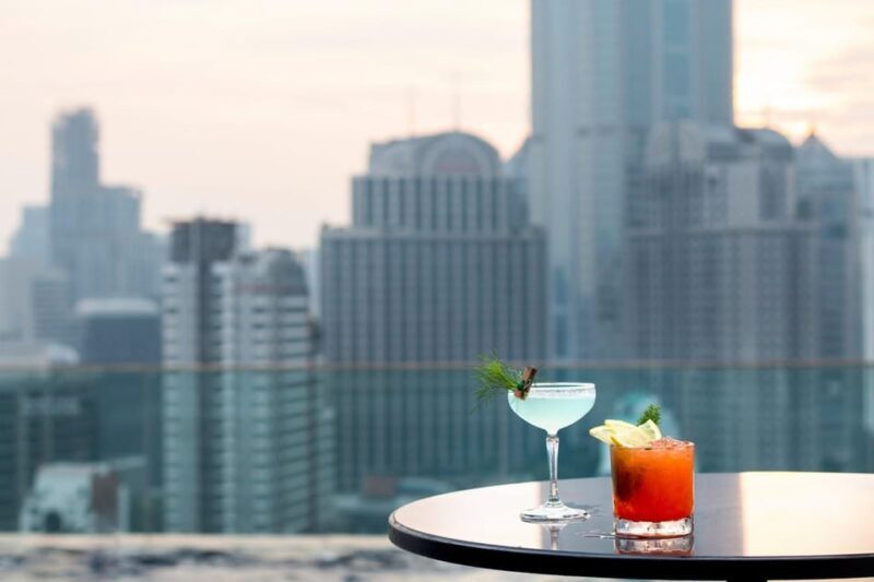 Bangkok: RedSquare Rooftop Bar at Novotel Sukhumvit 4 - FAQ