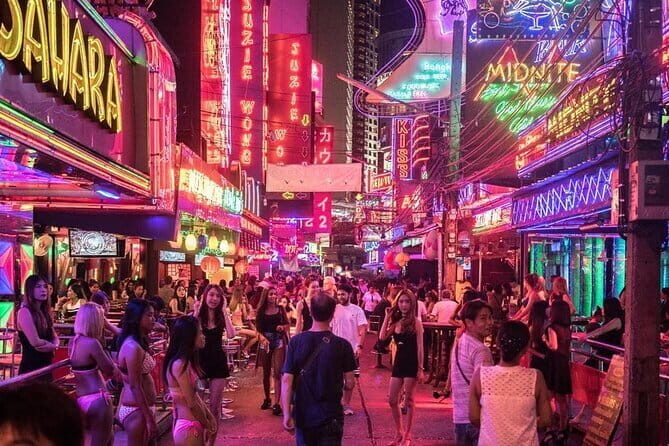 Bangkok: Rooftops, Clubs & Go Gos-Soi Cowboy, Nana Plaza, Soi 11 - Key Points