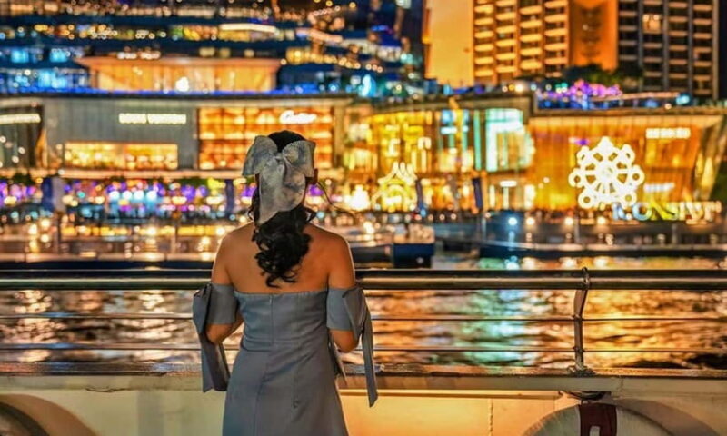 Bangkok: Royal Galaxy Chao Phraya Buffet Dinner Cruise - Why This Cruise Offers Good Value