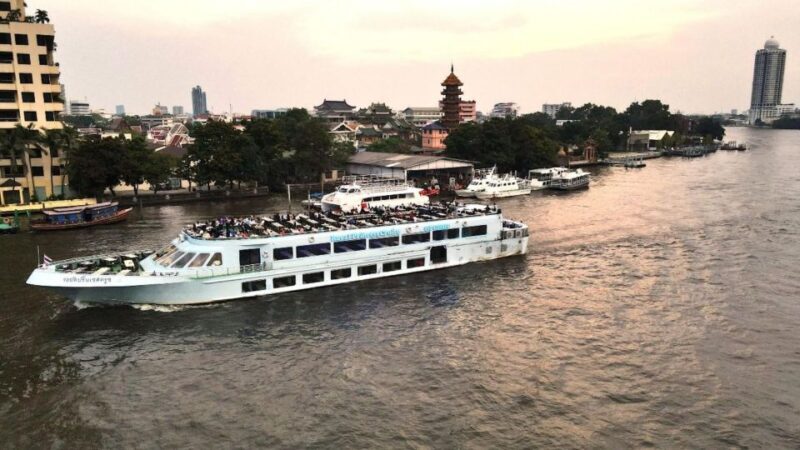 Bangkok: Royal Princess Chao Phraya Dinner Cruise - The Experience: A Detailed Look at the Cruise