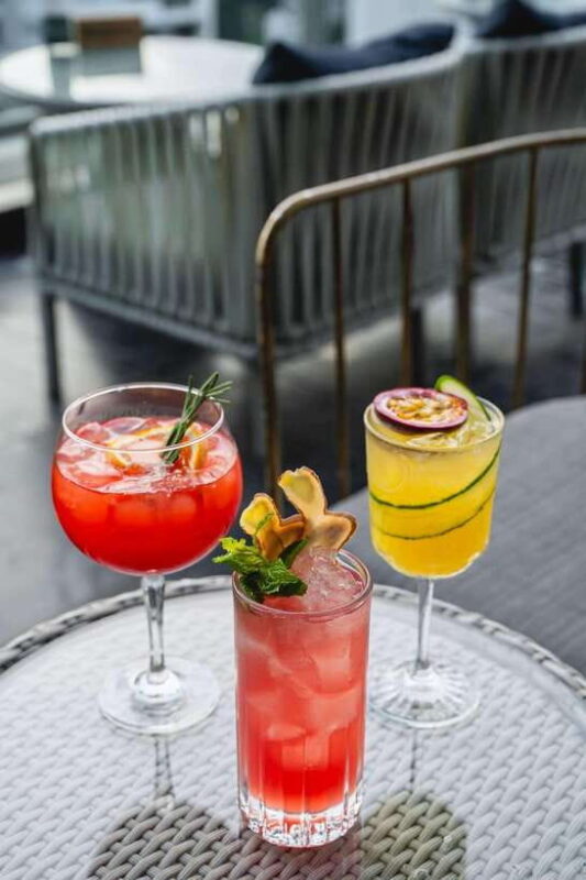 Bangkok: Sky on 20 Rooftop Bar With Free Flow Drinks - Key Points