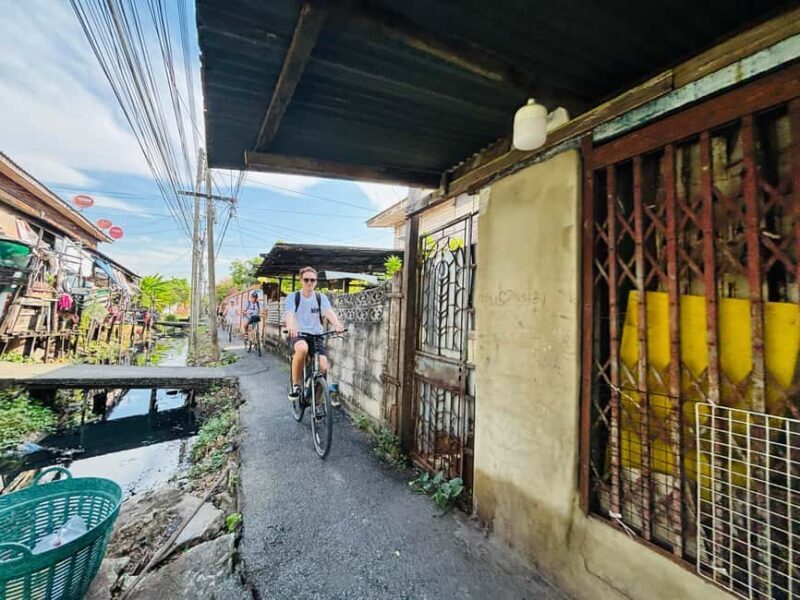 Bangkok: Temples, Canals & Local Life Bike Tour - Exploring Bangkok on Two Wheels