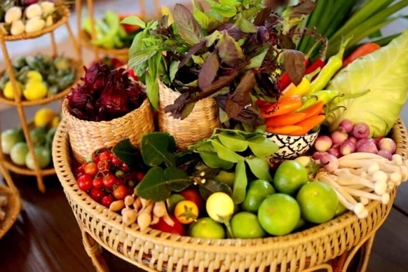 Bangkok: Thai Cooking Class With 4 Dishes & Thai Drink - Who Should Consider This Experience?